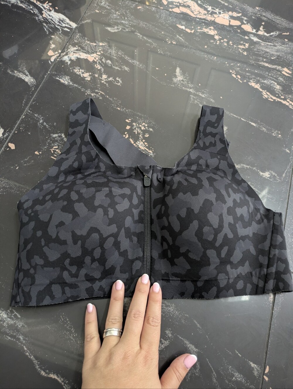 Lululemon Athletica Black Leopard Print Enlite Bra Size 34C